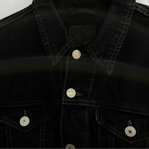 Urban Outfitters Black Cropped Frayed Denim Jacket (Small) - Picture 3 of 5